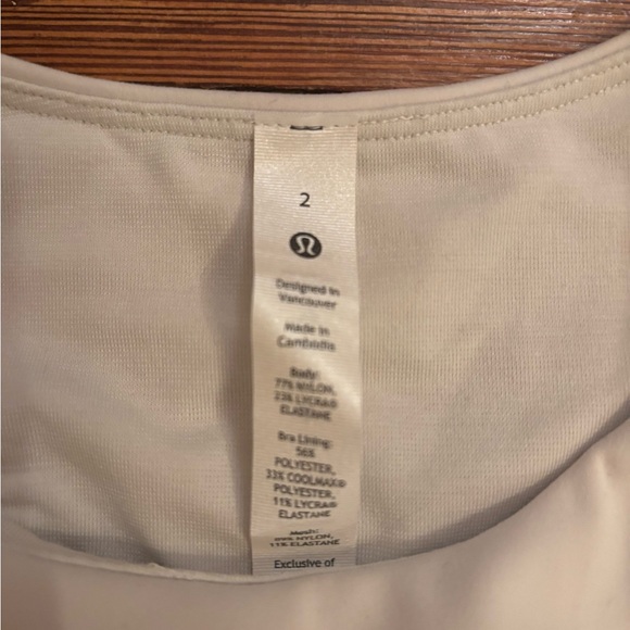 lululemon athletica NWT Tank Top - Picture 4 of 4